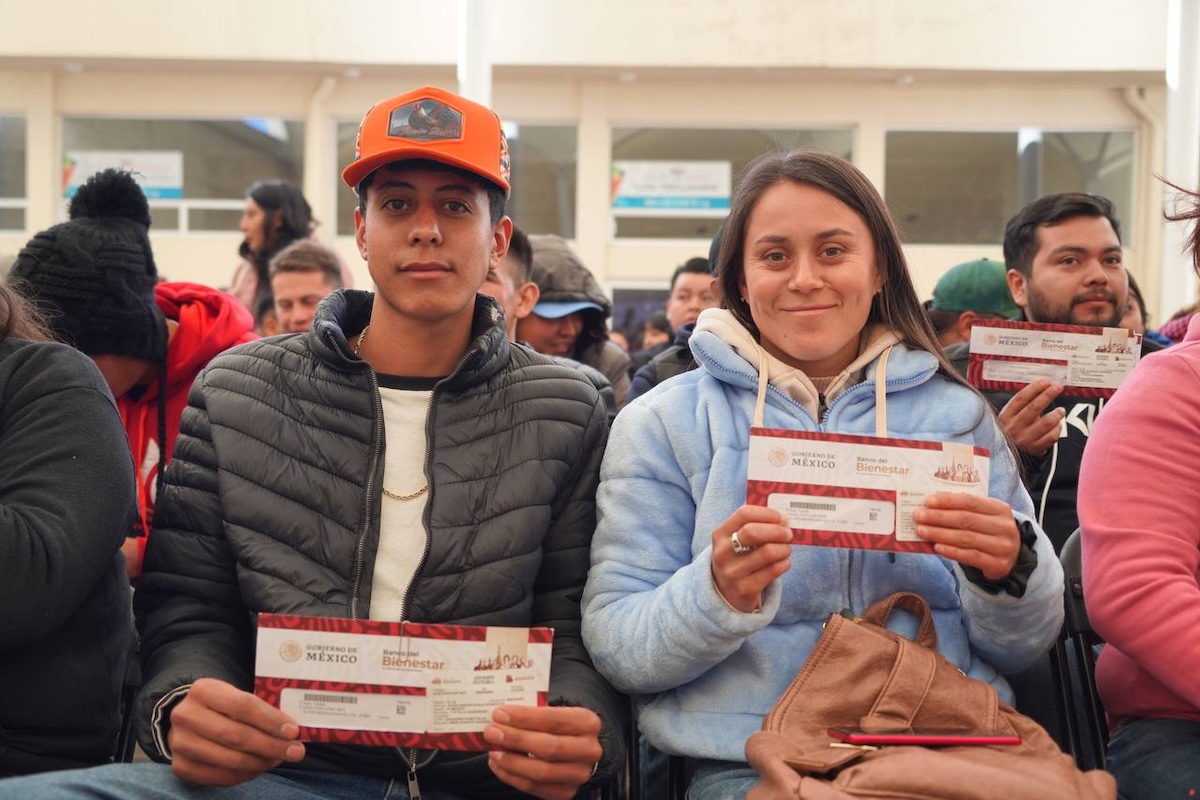 Jovenes construyendo el futuro